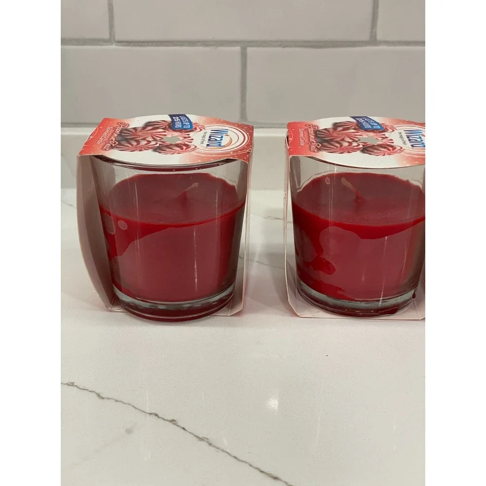 Wizard Peppermint Twist Scented Candle Lot of 2‎ Red 3 oz 25 Hours Holiday New
